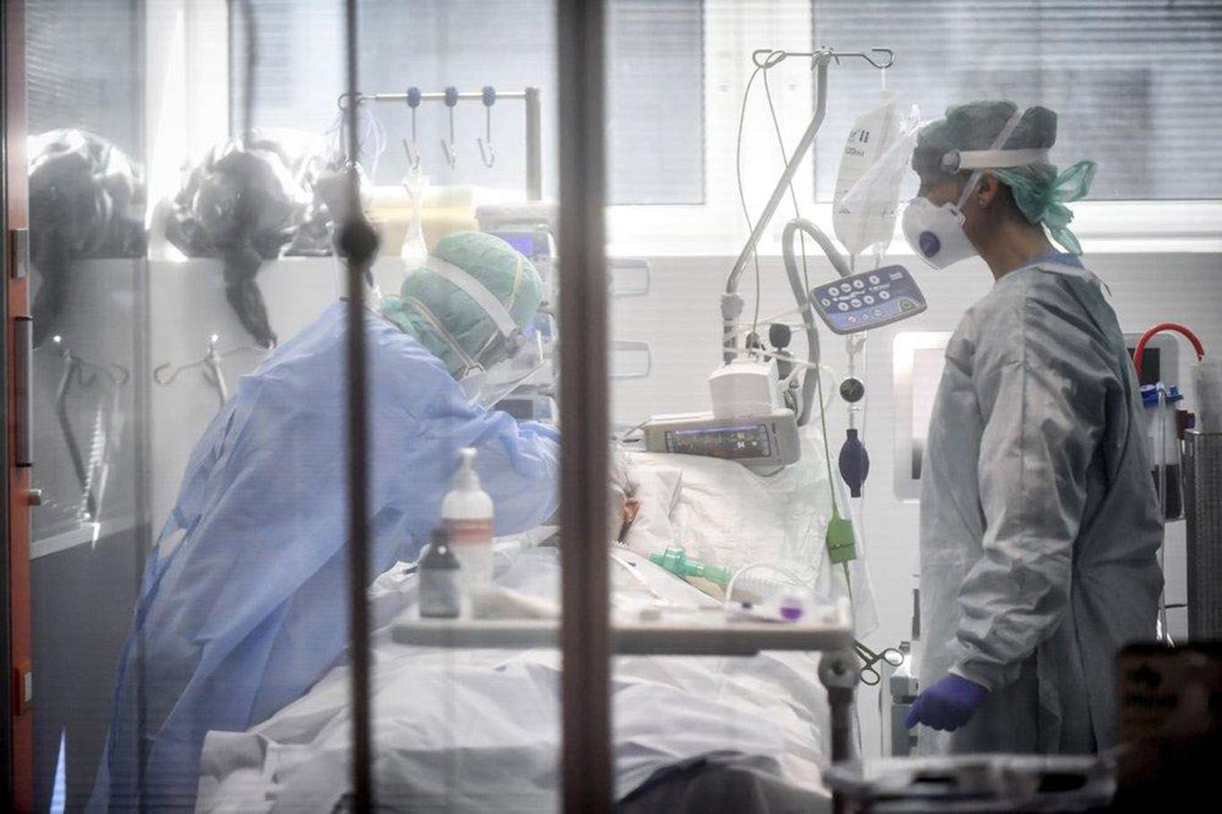 Iran reports 364 new coronavirus deaths within 24 hours